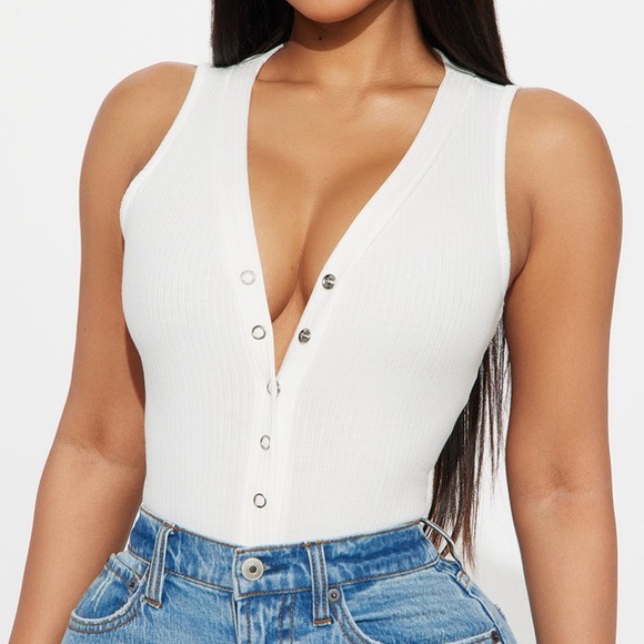 White Ribbed Button-Up Bodysuit - Picture 5 of 7